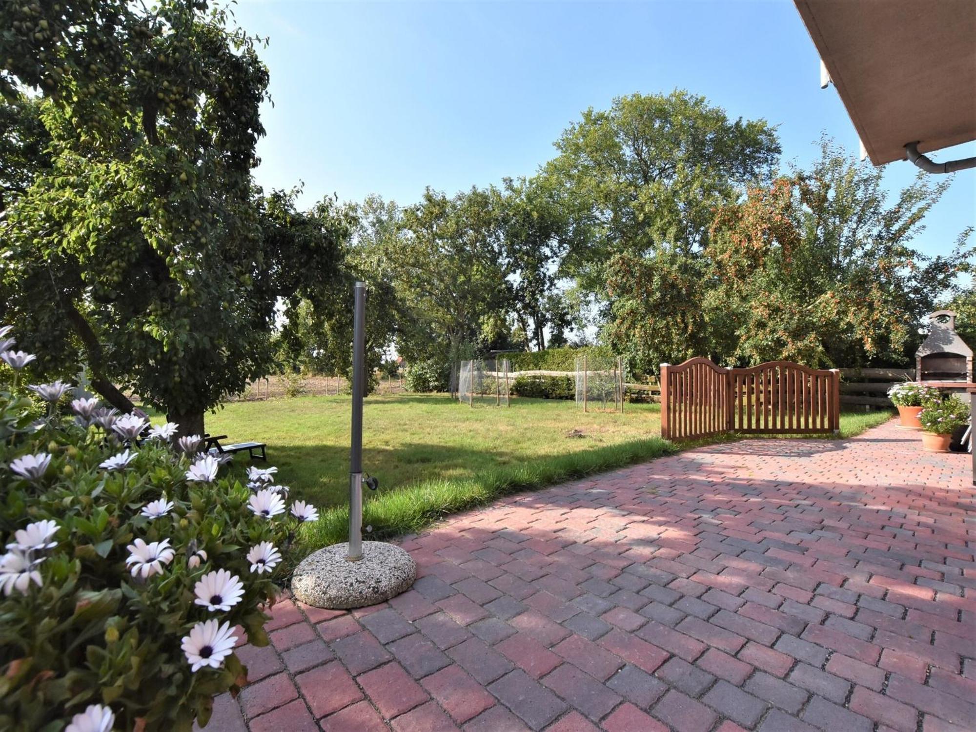 Charming Apartment In Oldenburg In Holstein With Terrace Oldenburg in Holstein Exterior foto